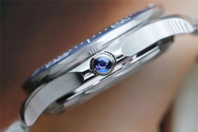 VS厂欧米茄海马300银灰盘腕表做工怎么样-陶瓷表盘表圈  第8张