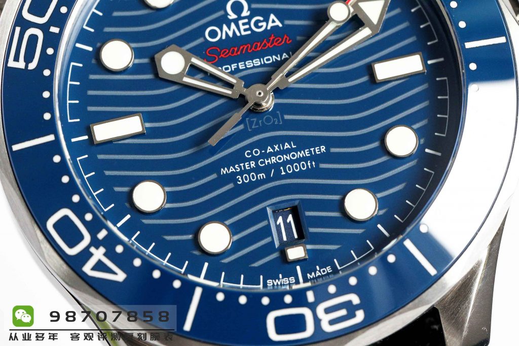 VS厂欧米茄海马300米尼龙表带腕表评测-男士必备  第6张