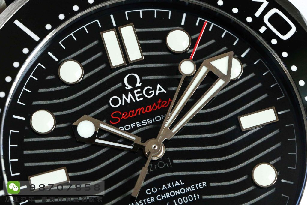 VS厂欧米茄海马300米钛陶瓷腕表详细评测  第4张