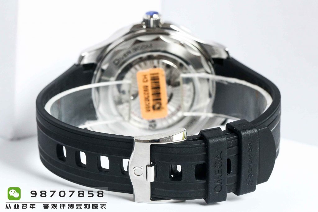 VS厂欧米茄海马300米钛陶瓷腕表详细评测  第8张
