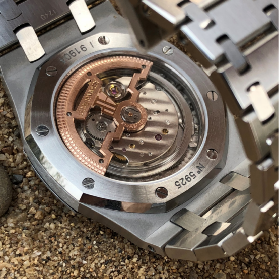 XF厂爱彼皇家橡树系列15202ST腕表对比正品和市场其他版本会不会一眼假呢  第14张
