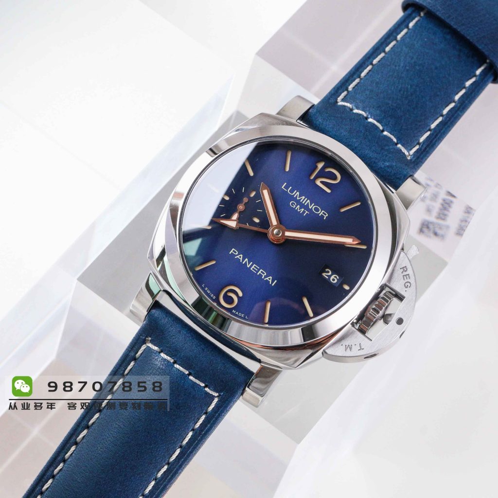 VS厂沛纳海PAM688GMT蓝面腕表-适合出行佩戴的腕表  第2张
