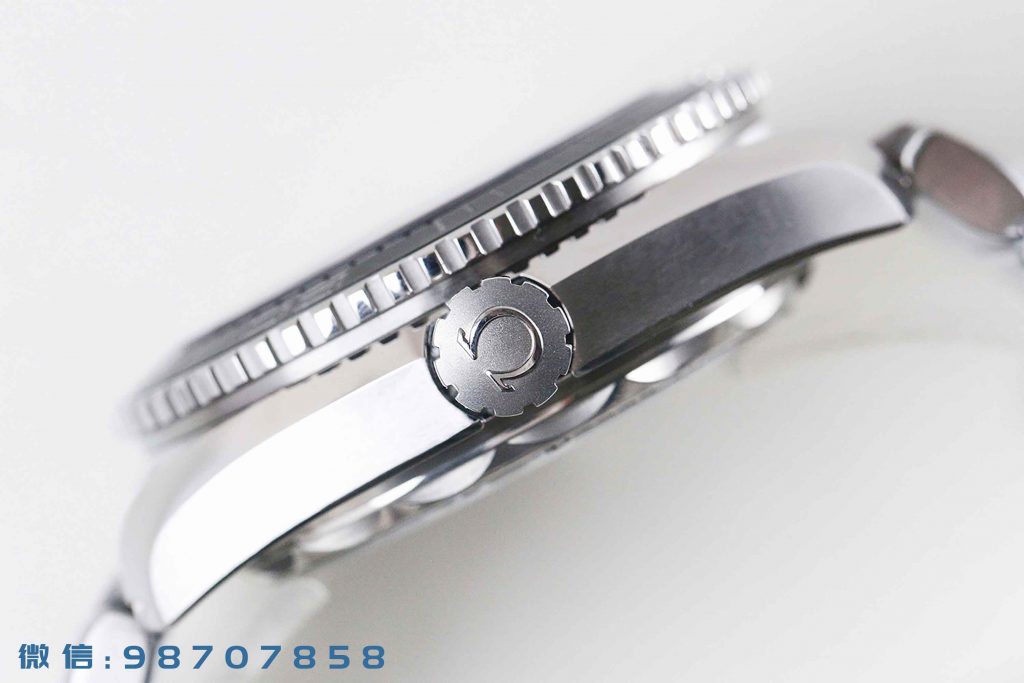VS厂欧米茄海马600M黑色字面复刻腕表-硬汉风是主流  第9张