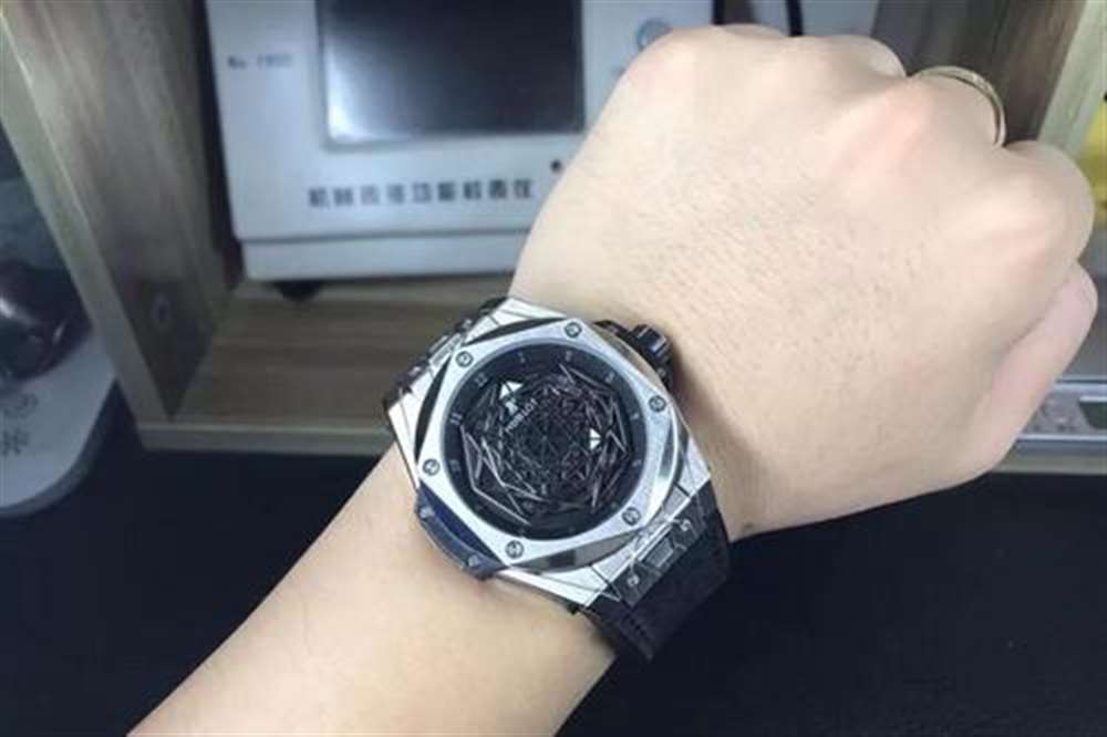 WWF厂宇舶刺青复刻表评测 第2张