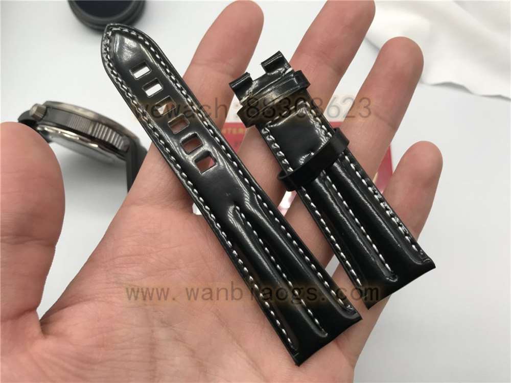 VS厂欧米茄陶瓷海马300黑暗骑士复刻表做工评测-实拍展示 第8张