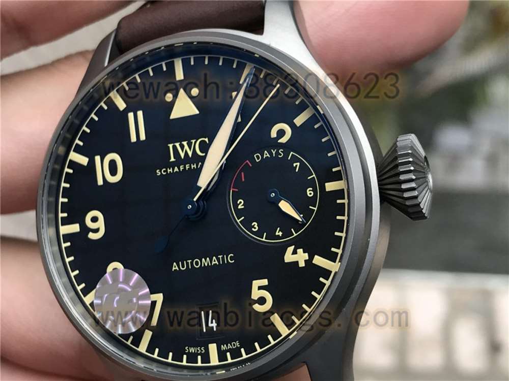 ZF厂万国V2版陶瓷大飞复刻表做工评测-实拍展示 第5张