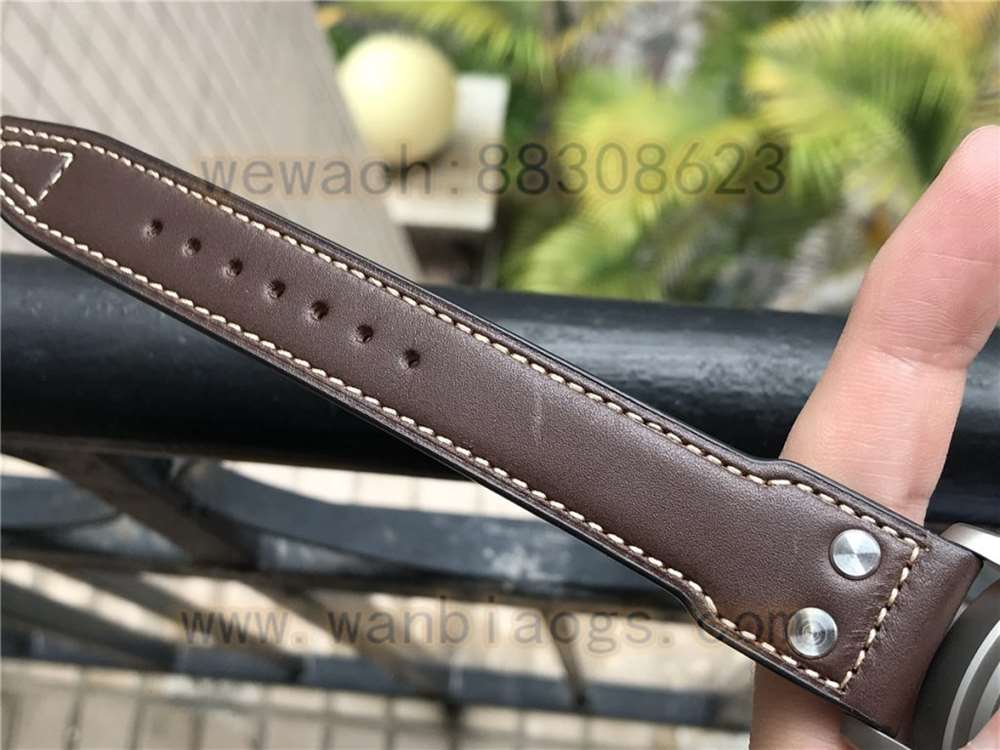 ZF厂万国V2版陶瓷大飞复刻表做工评测-实拍展示 第9张
