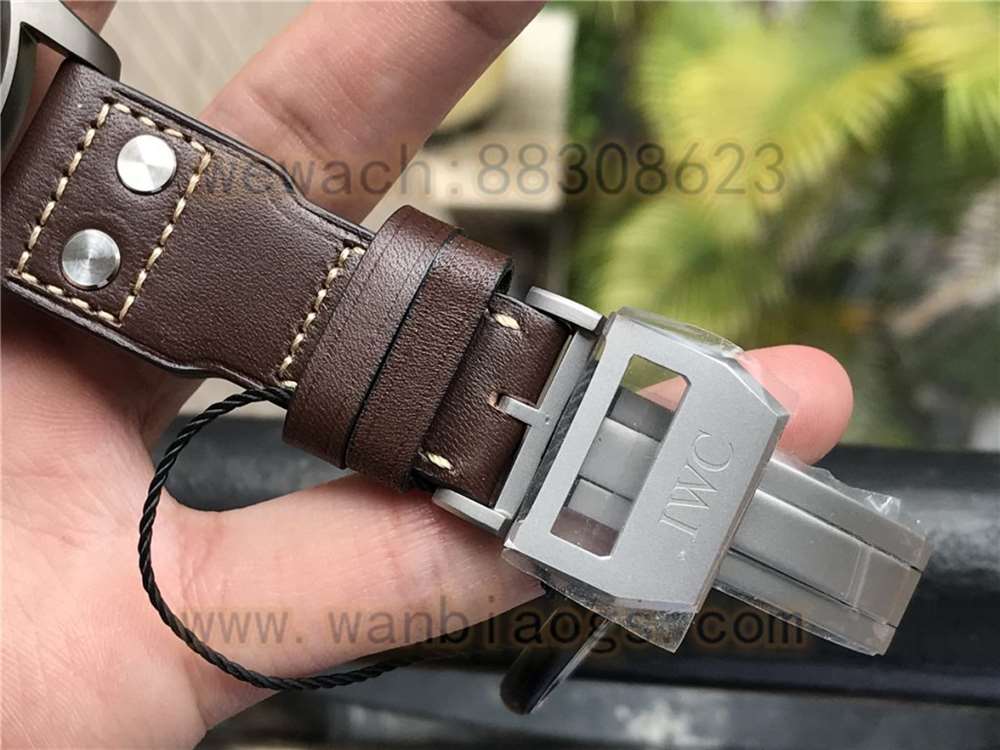 ZF厂万国V2版陶瓷大飞复刻表做工评测-实拍展示 第14张