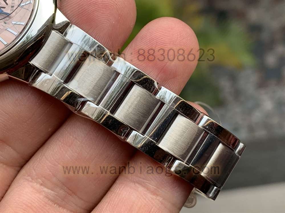 V6厂卡地亚蓝气球「粉色33毫米」W6920100复刻表做工评测-实拍展示 第9张