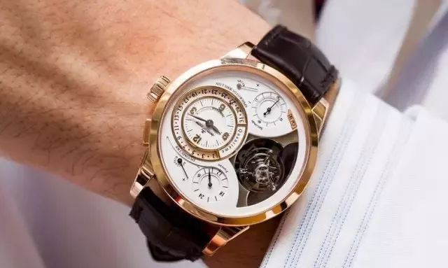 手表三大技术陀飞轮、三问、万年历造就了顶级机械手表  第1张